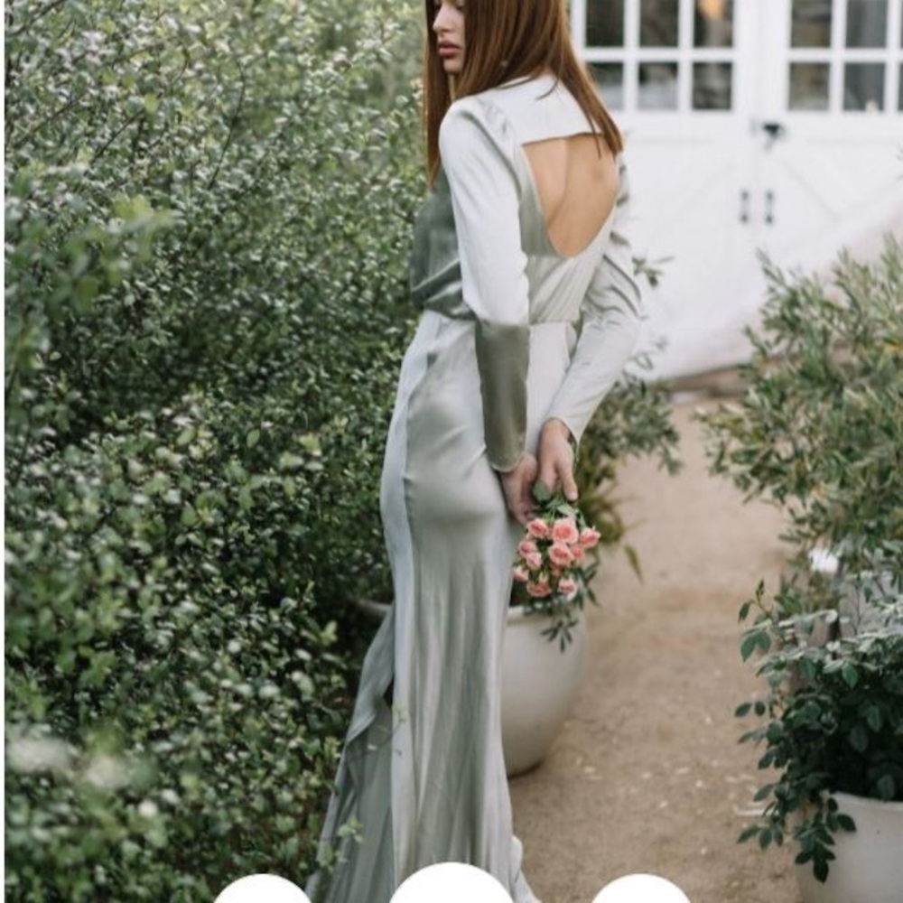 Stone Cold Fox Long Sleeve Dress in Light Gray - Picture 3 of 8